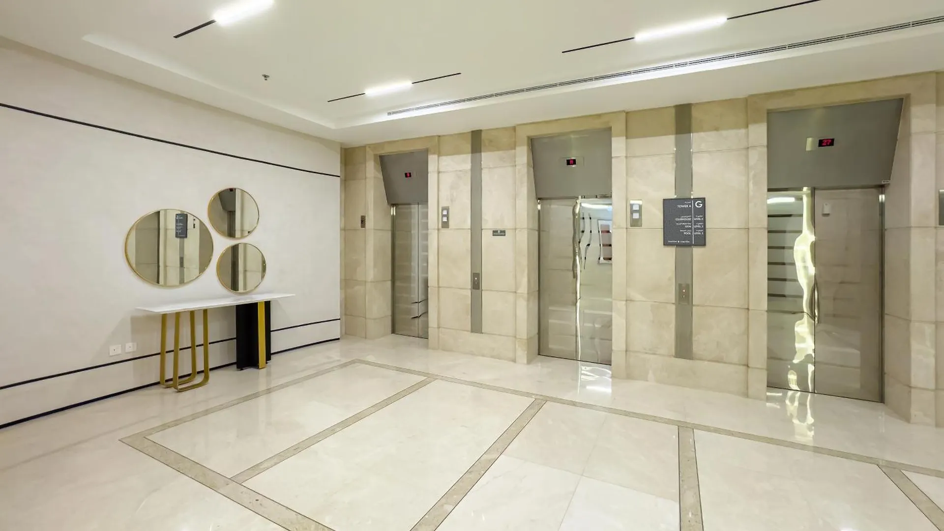 Chic 1Br Fountain-View Flat Downtown Burj Khalifa Apartment Dubai