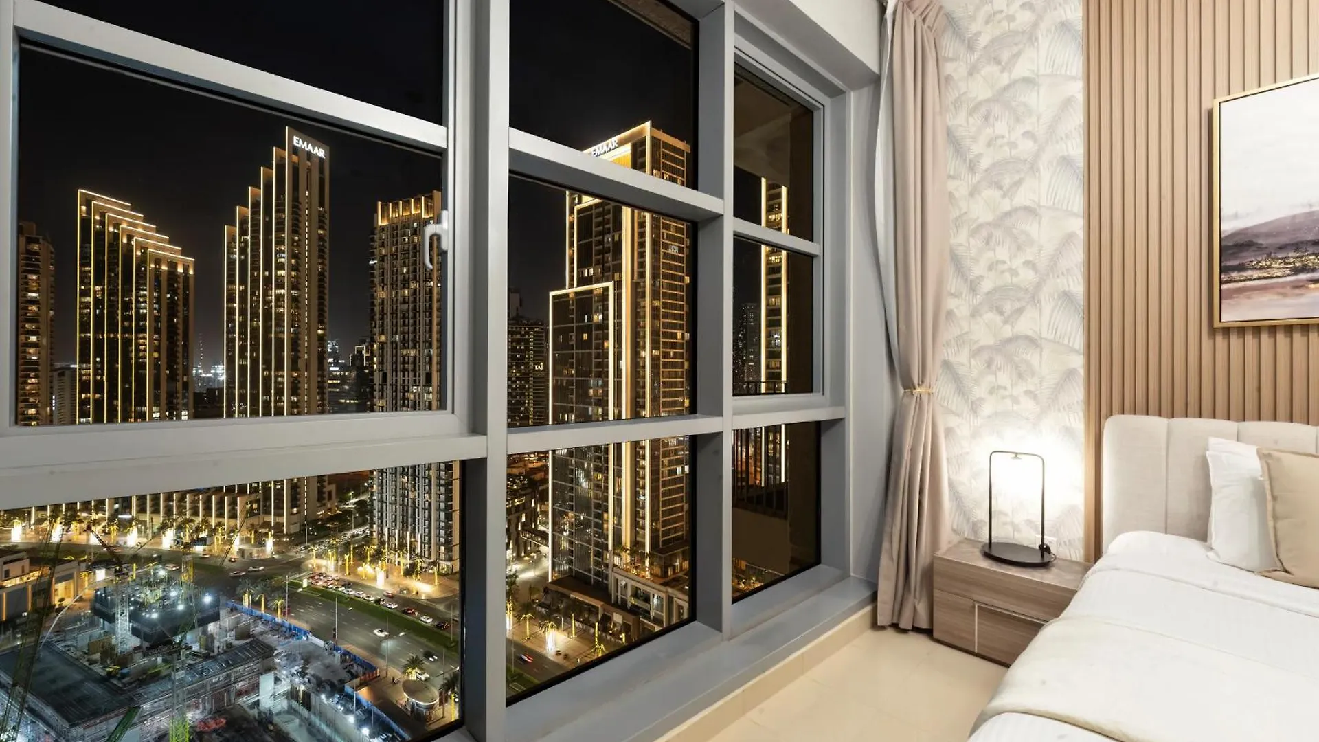 Chic 1Br Fountain-View Flat Downtown Burj Khalifa Apartment Dubai